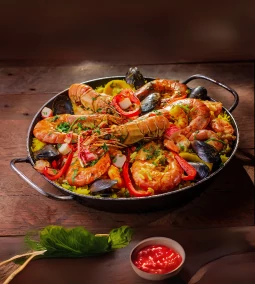 Homár és tenger gyümölcsei különlegességek a gasztronómia kedvelőinek