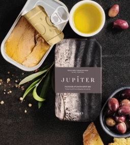 Így dobhatjuk fel friss ízekkel a tonhal konzervet